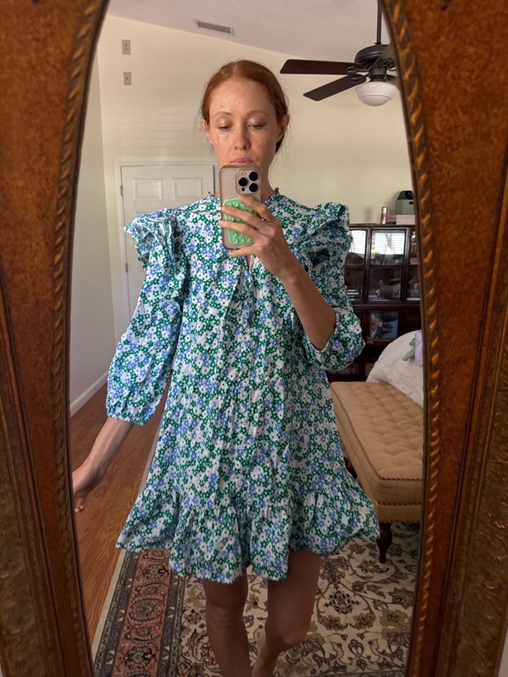 Sugarlips Green and White Floral Puff-Sleeve Mini Dress